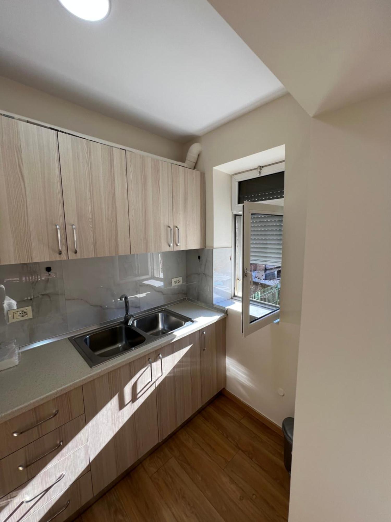 Skanderbeg Square Apartment Тирана Екстериор снимка