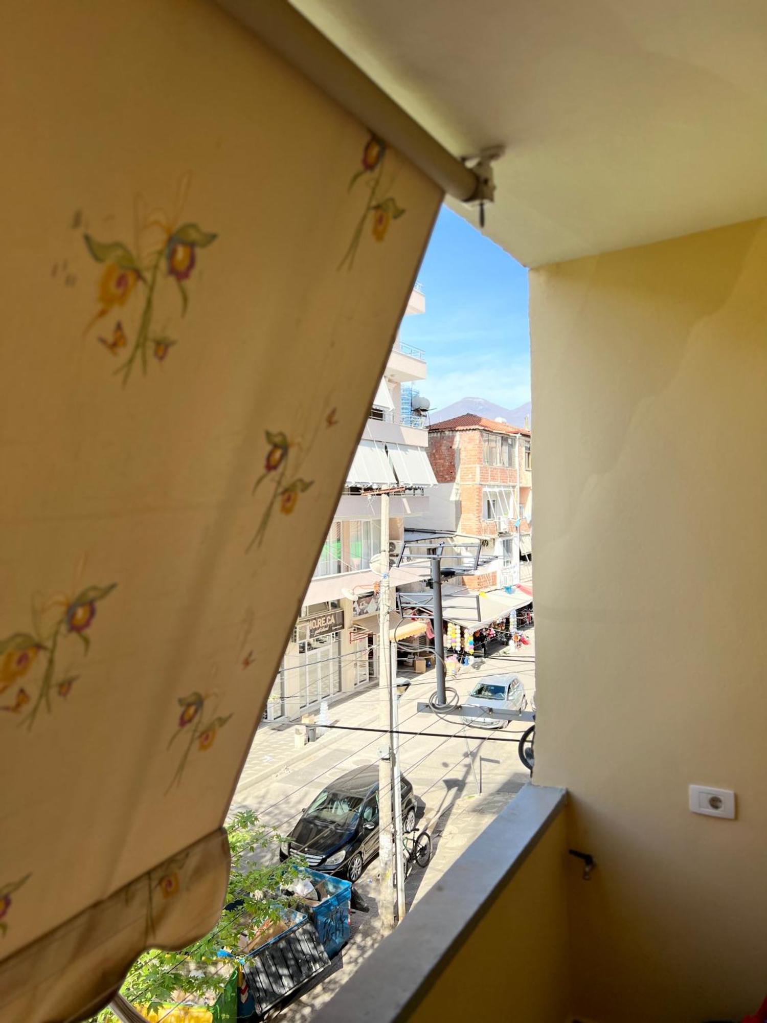Skanderbeg Square Apartment Тирана Екстериор снимка
