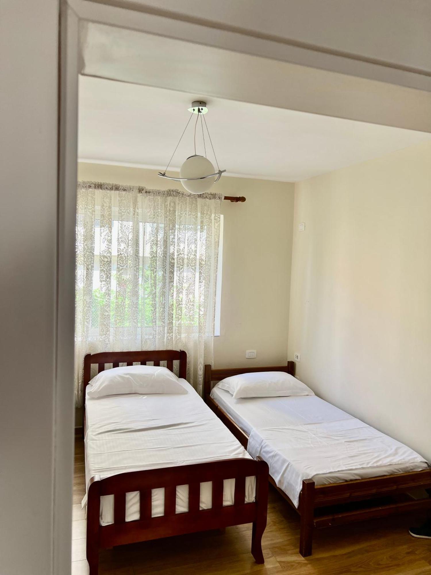 Skanderbeg Square Apartment Тирана Екстериор снимка